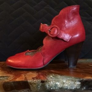 Miz Mooz Red Leather Heels 9